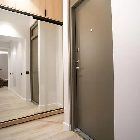 Old Town Apartment Каунас Экстерьер фото