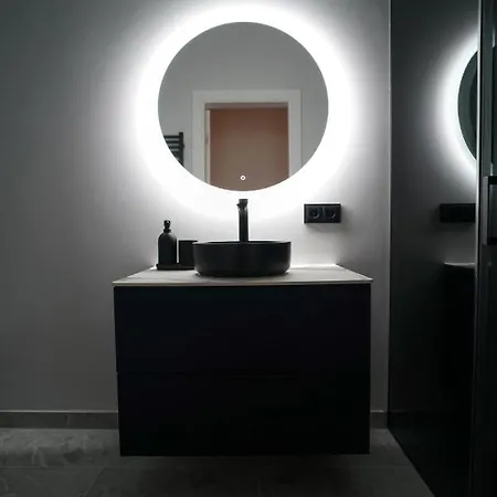 Old Town Apartment Каунас Экстерьер фото