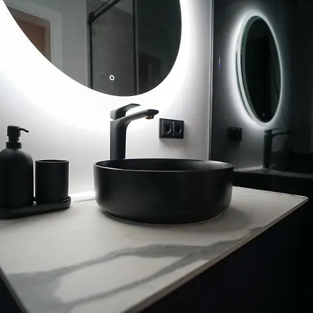 Old Town Apartment Каунас Экстерьер фото